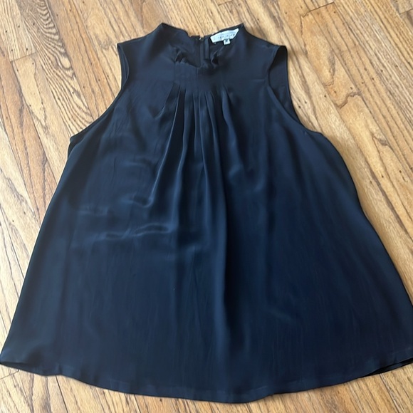 Diana Slavin Elegant Black Sleeveless Blouse - Picture 4 of 6